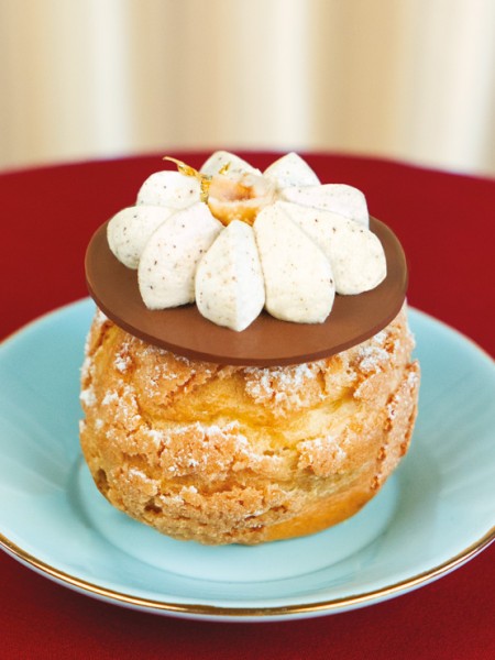 Chou Praliné-Caramel